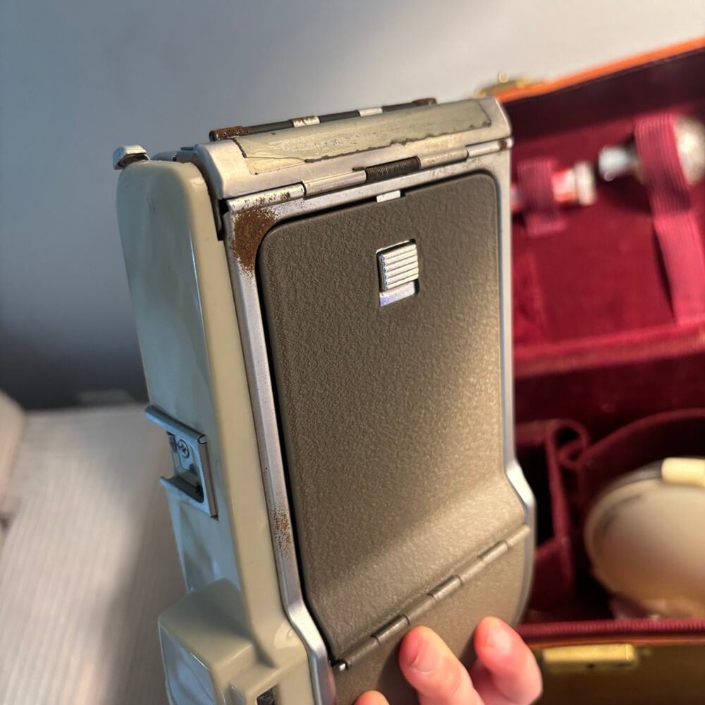 Vintage Polaroid Highlander Land Camera Model 80A Set and Case 1950s - Picture 8 of 12